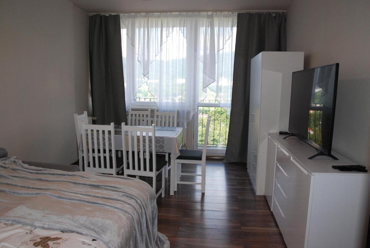 Manhatan 4 Apartment *